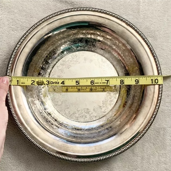 Vintage WM Rogers Silver Plate Serving Tray Bowl Dish #4335 Round 10.5 Inch - Picture 4 of 5